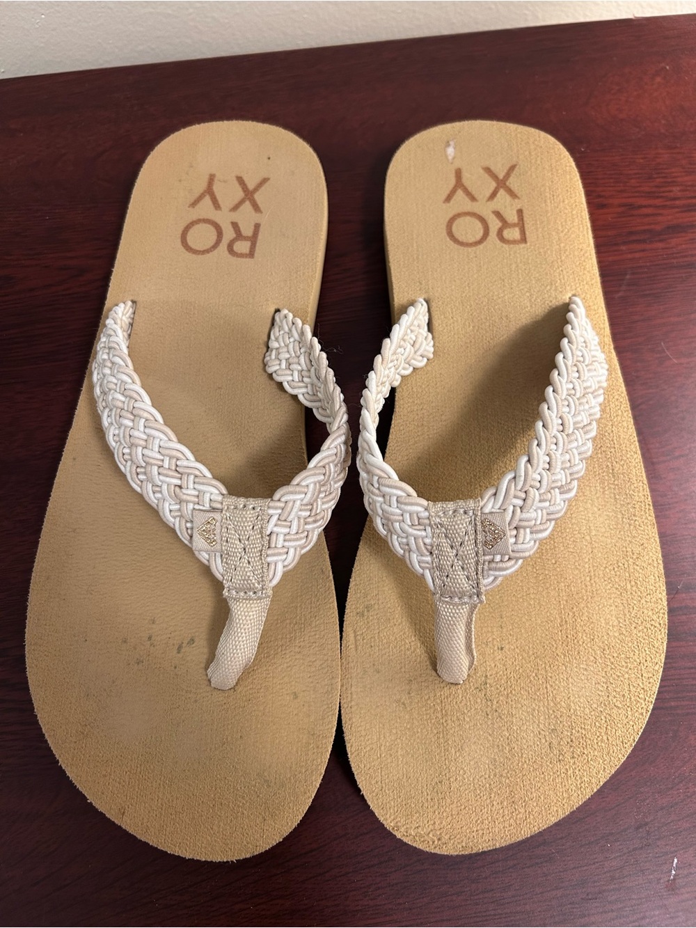 Roxy Women's Beige Braided Strap Flip Flop Sandals
